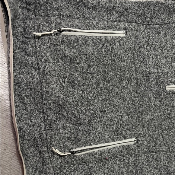 The North Face Women's Gray Hoodie - Picture 6 of 8